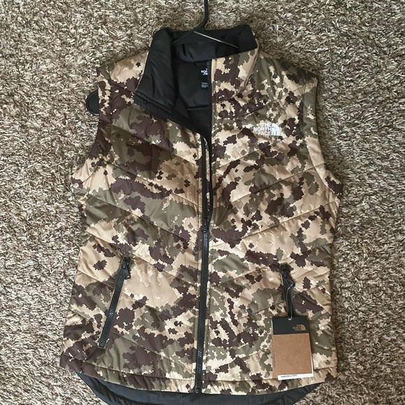 NWT The North Face Tamburello Vest CAMO - Picture 2 of 3